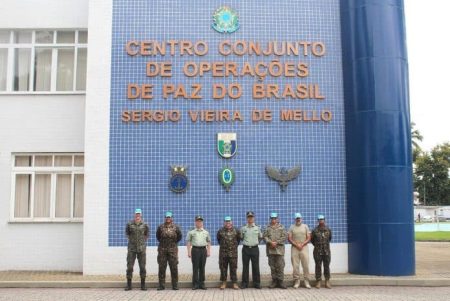 Fortalecendo Laços Globais: A Visita do Adido Militar Chinês ao CCOPAB Reflete o Compromisso com a Paz e a Segurança Internacional
