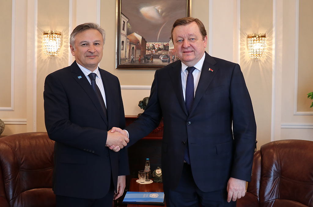 Ministro dos Negócios Estrangeiros de Belarus encontra-se com o Coordenador Residente da ONU no país