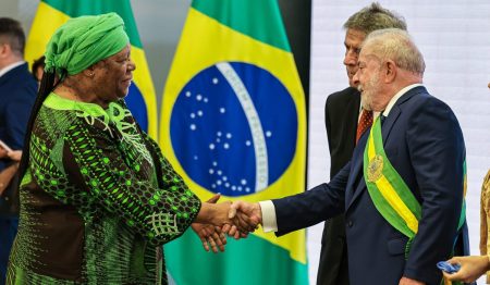 Presidente Lula se reúne com Ministra de Relações Exteriores da África do Sul