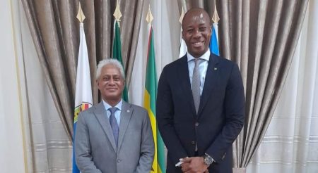 Secretário Executivo da CPLP se reúne com Ministro de São Tomé e Príncipe