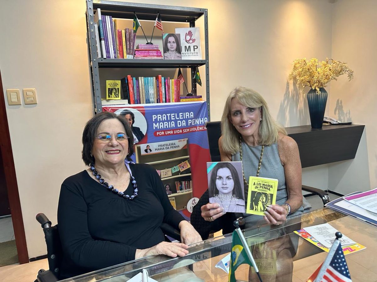 Embaixadora americana encontra Maria da Penha