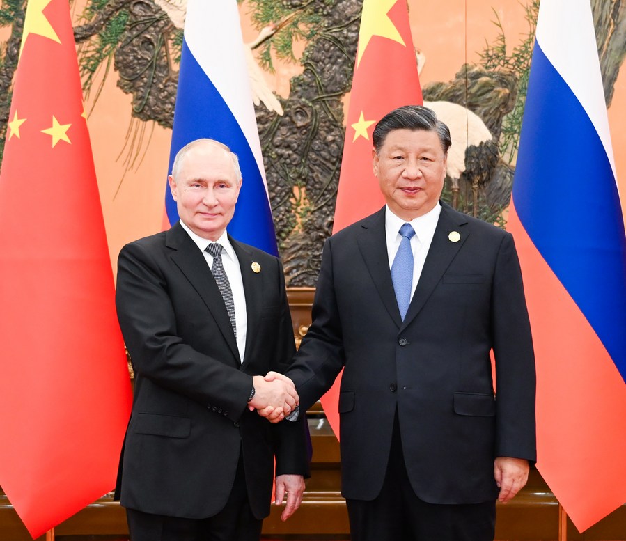 Xi e Putin discutem agenda bilateral
