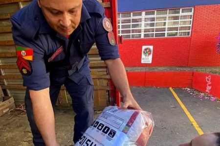 Governo Federal inicia força tarefa para transportar produtos doados em Embaixada e Consulado de Portugal ao povo gaúcho