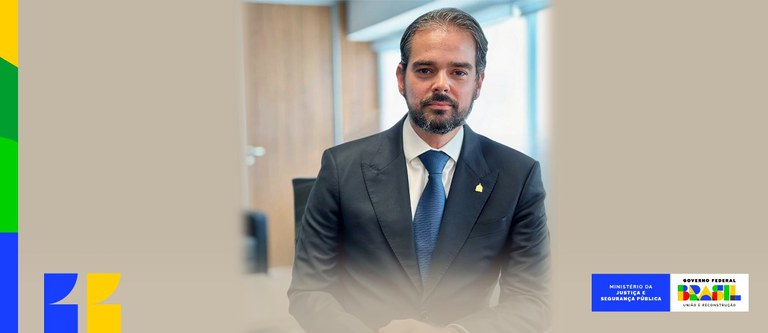 Valdecy Urquiza é eleito Secretário-Geral da Interpol