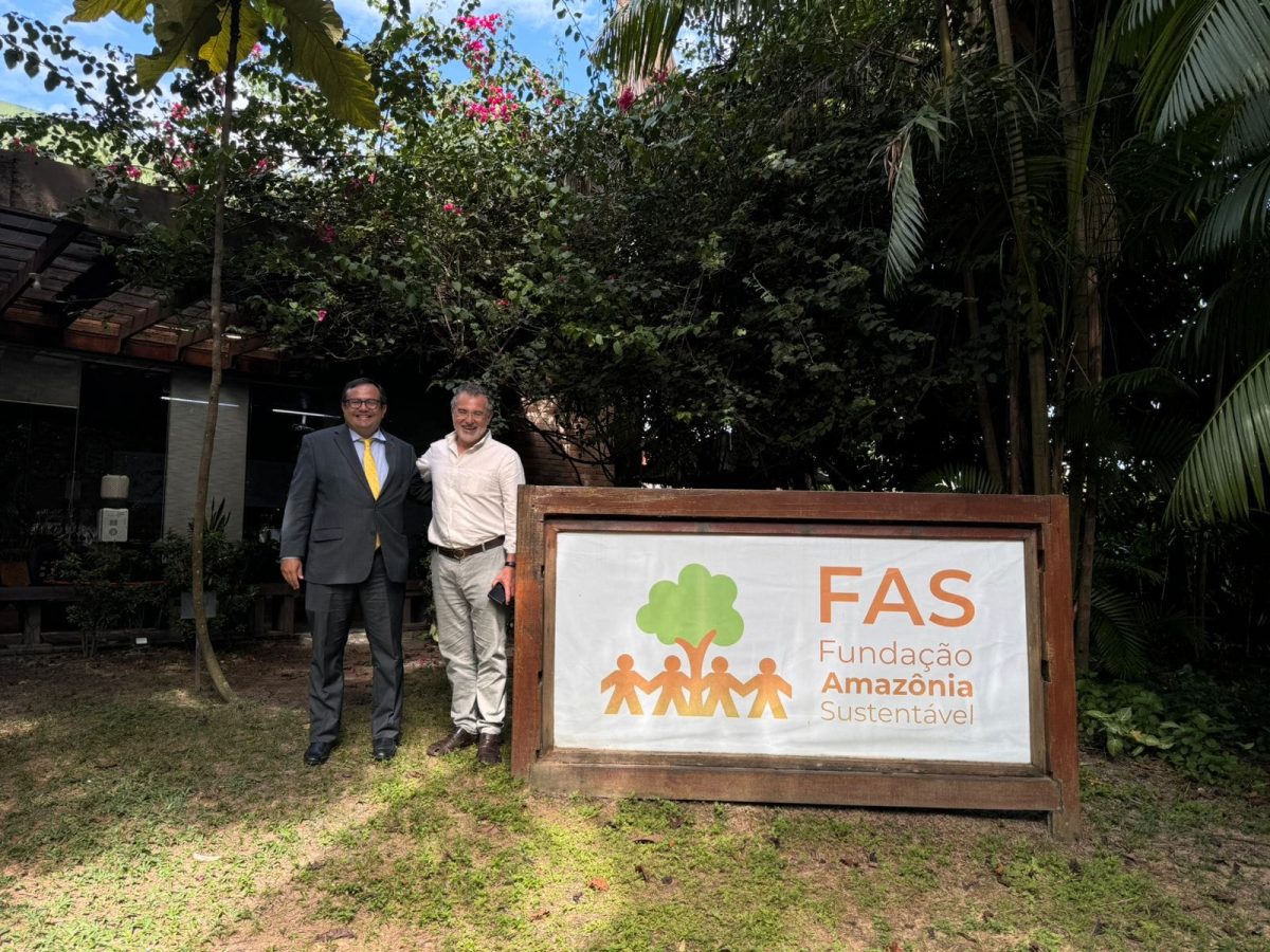 Embaixador da Costa Rica visita a FAS