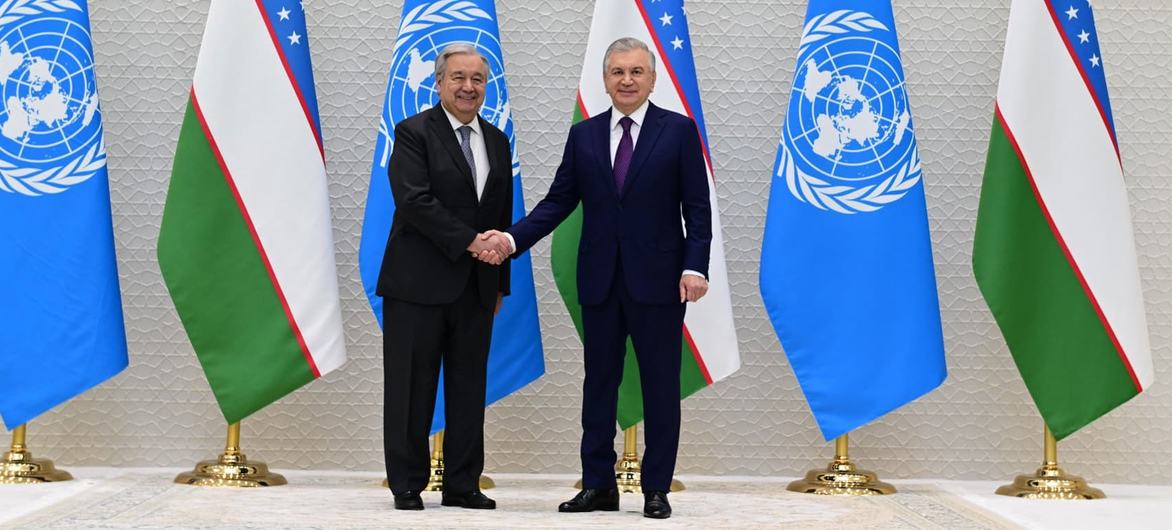 No Uzbequistão, líder da ONU elogia avanços na integração da Ásia Central