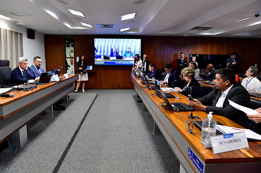 Acordo com Ruanda contribuirá para relações econômicas e humanitárias