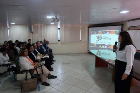 Fiocruz Amazônia apresenta áreas de atuação a embaixadores do Sudeste Asiático