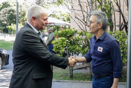 Embaixador de Israel se reúne com Governador de Minas Gerais