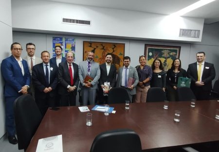 Delegação da Arábia Saudita apresenta projetos educacionais
