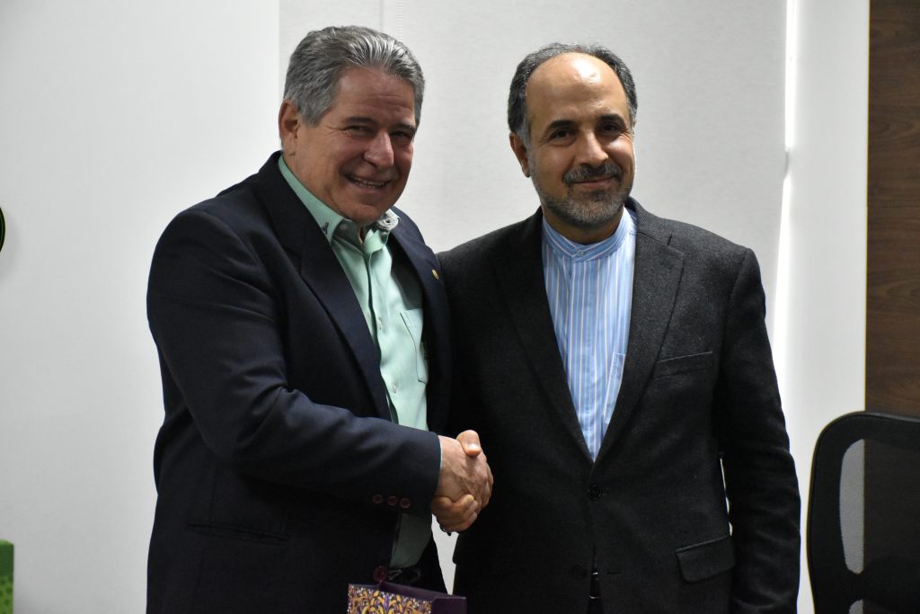 Famato recebe Embaixador do Irã em busca de cooperação comercial