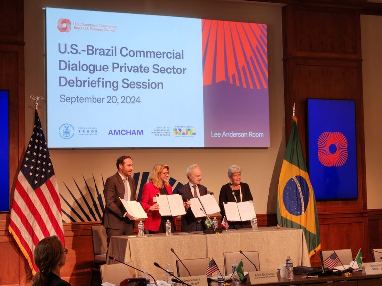Brasil e EUA fecham acordo para aprimorar regulamentações