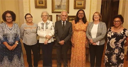 Professores da Uema são recebidos na embaixada do Brasil em Lisboa