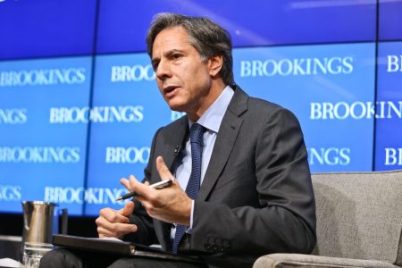 Blinken chega a Israel para negociar cessar-fogo em troca de reféns no meio de escalada contra o Hezbollah