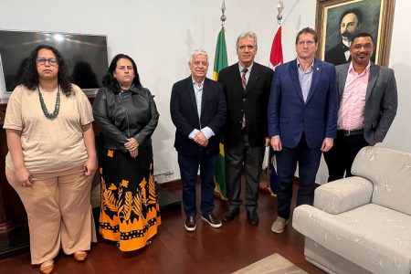 Em reunião com Embaixador de Cuba em Brasília, PT leva solidariedade ao povo cubano