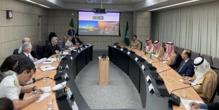 Em Brasília, Ministério da Defesa recebe delegação da Arábia Saudita