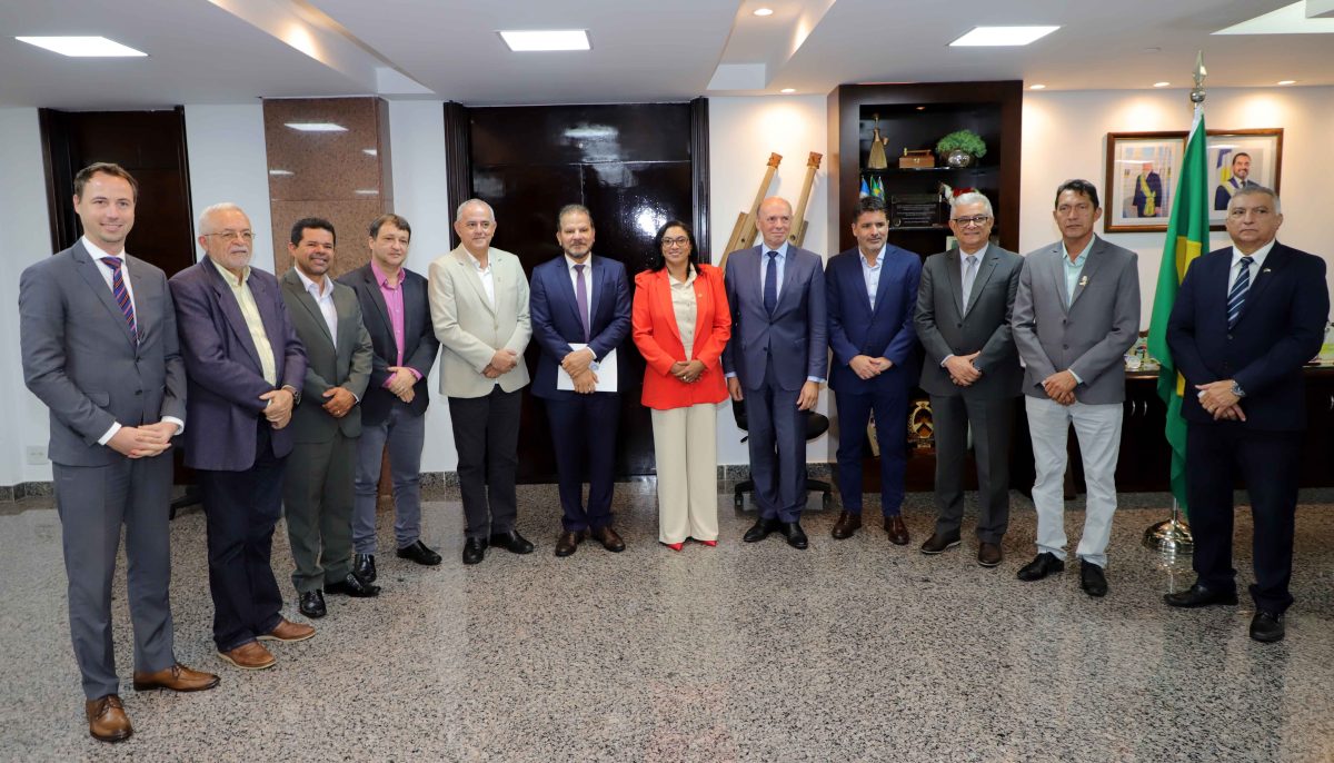 Governo do Tocantins recebe Embaixador da Bélgica em visita diplomática para fortalecer laços com o Estado
