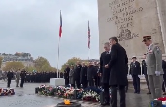 Em visita à França, premiê britânico espera reativar relações com a União Europeia