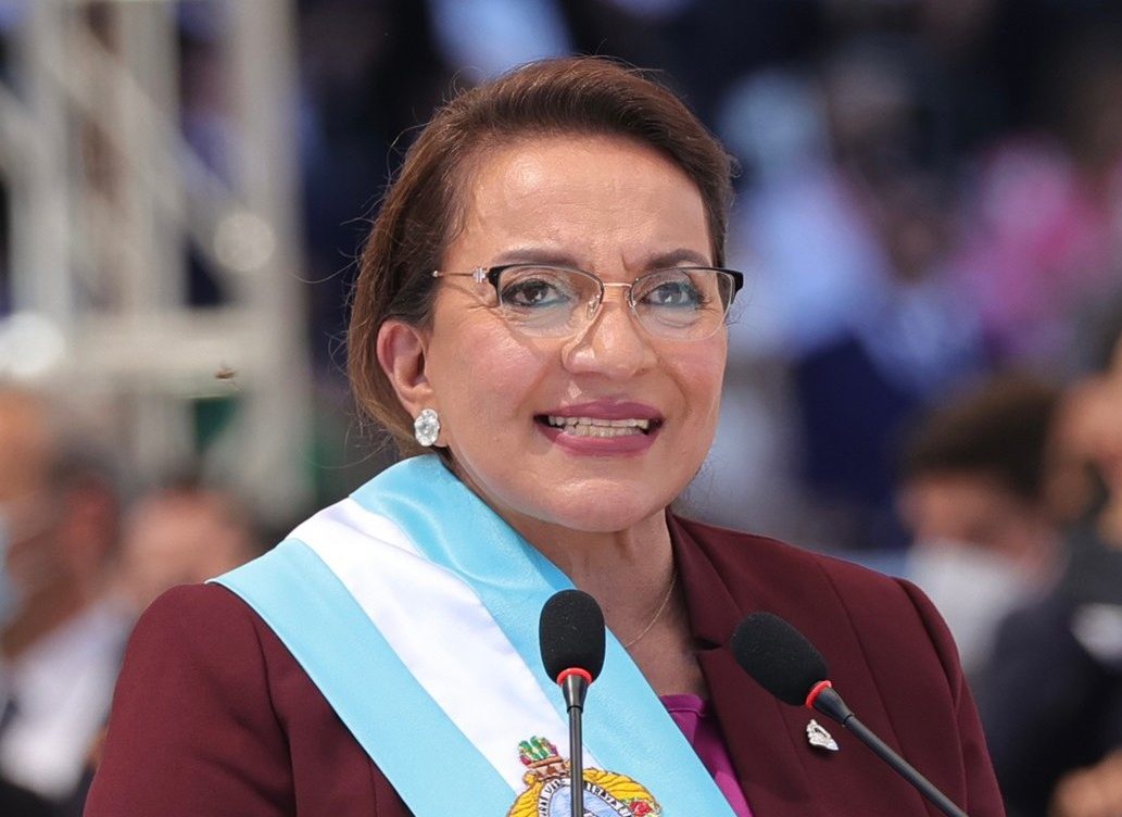 Presidente de Honduras destaca solidariedade dos médicos cubanos