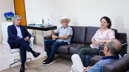 Prefeito de Rio Branco recebe visita de Embaixador de Portugal na prefeitura