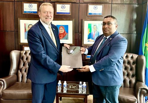 Secretário Executivo da SADC recebe visita de cortesia do Ministro Britânico Lord Collins de Highbury para discutir áreas de interesse mútuo e cooperação