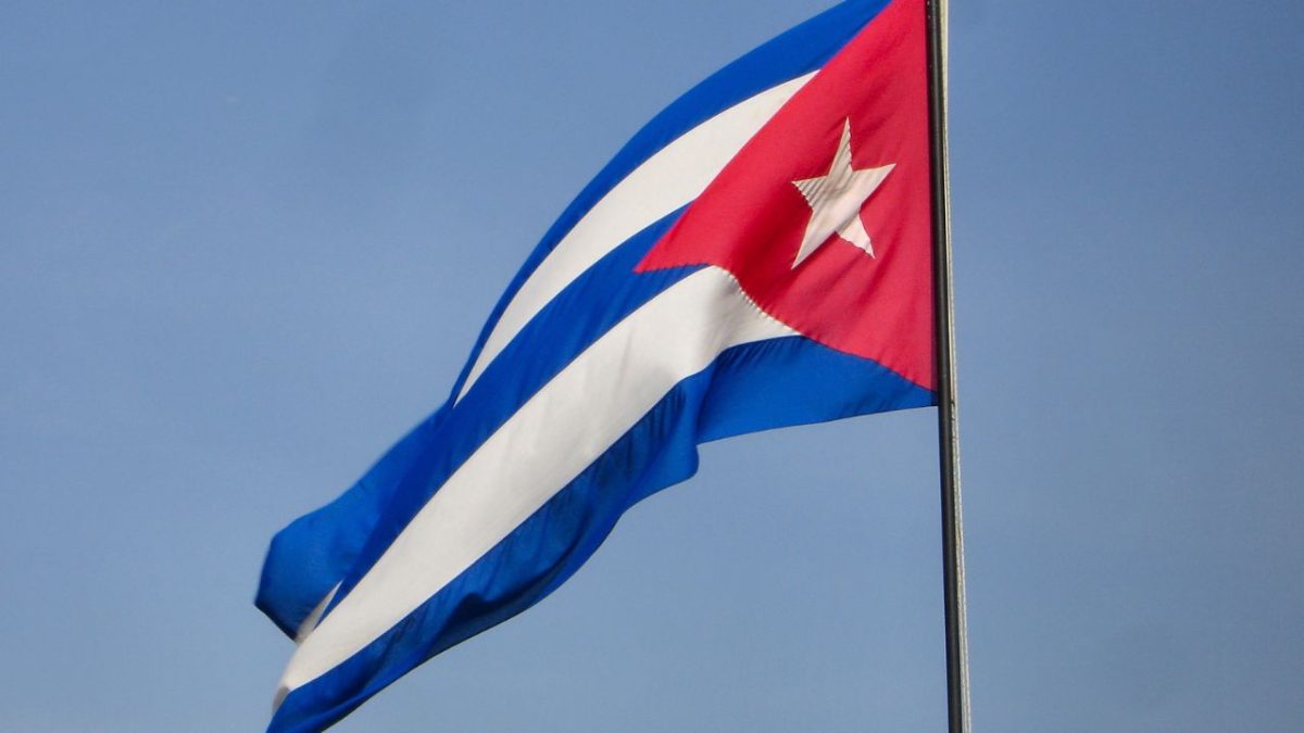 Cuba rejeita decisão dos EUA de encarcerar migrantes na Base Naval de Guantánamo