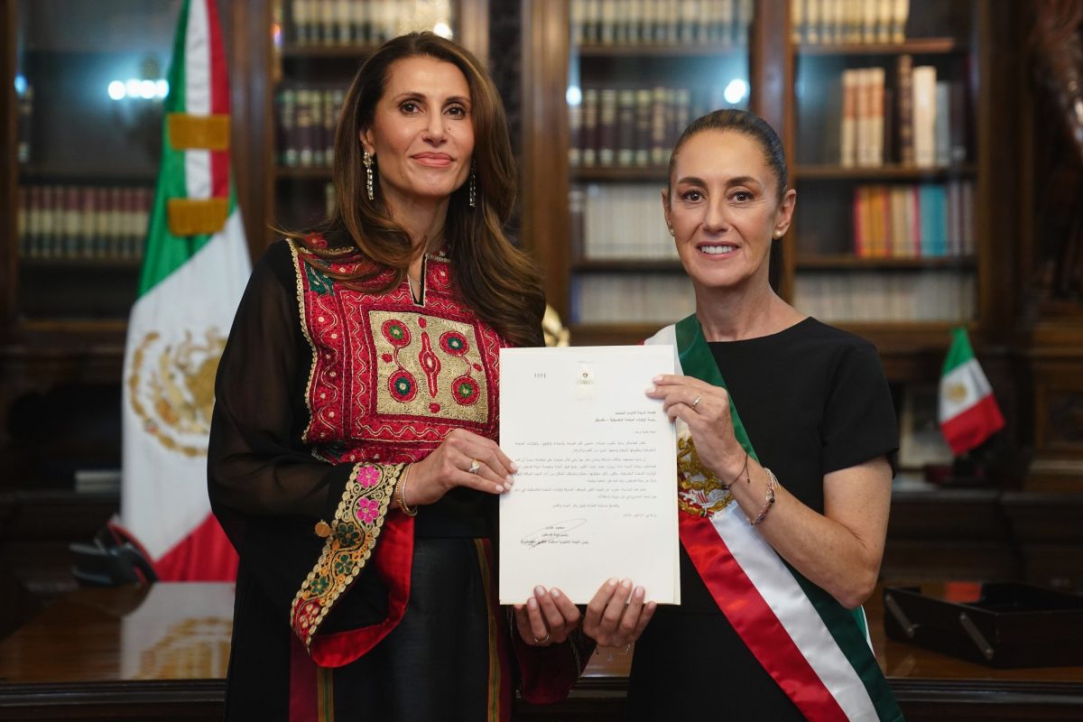 Presidente mexicana recebe nova Embaixadora palestina