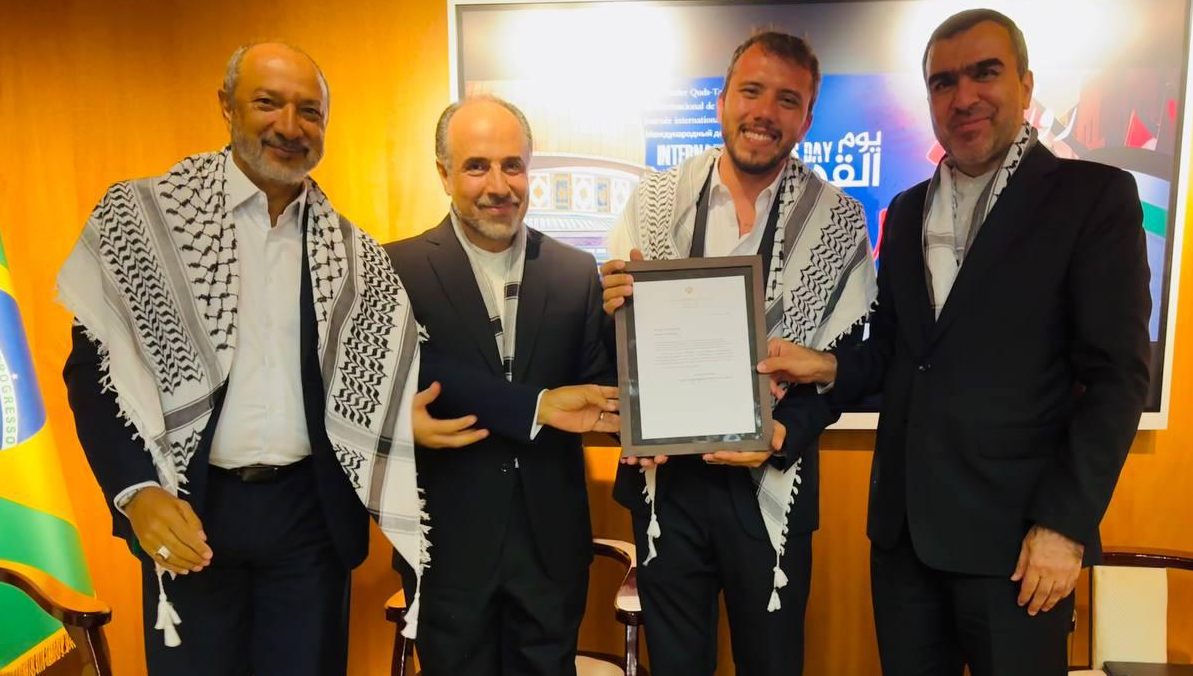 Evento na Embaixada do Irã celebra o Dia Internacional de Al-Quds