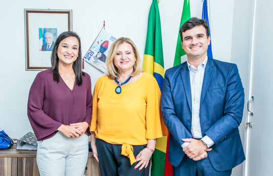 Durante reunião institucional, Presidente da OAB-PE discute parcerias no Consulado italiano