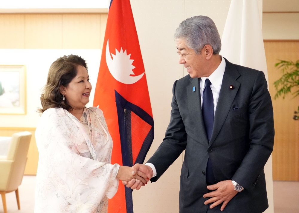 Japão e Nepal reforçam laços diplomáticos em encontro entre ministros das Relações Exteriores