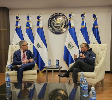 Governo de Minas se torna a primeira delegação brasileira recebida pelo atual Poder Executivo de El Salvador