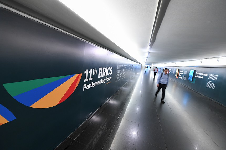Fórum Parlamentar do Brics começa na terça com 15 países confirmados
