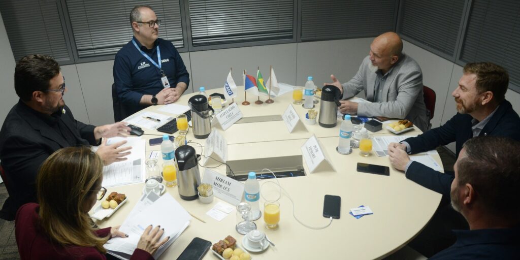 FIEMG recebe Cônsul-Geral da República Tcheca para fortalecer cooperação em inovação e sustentabilidade