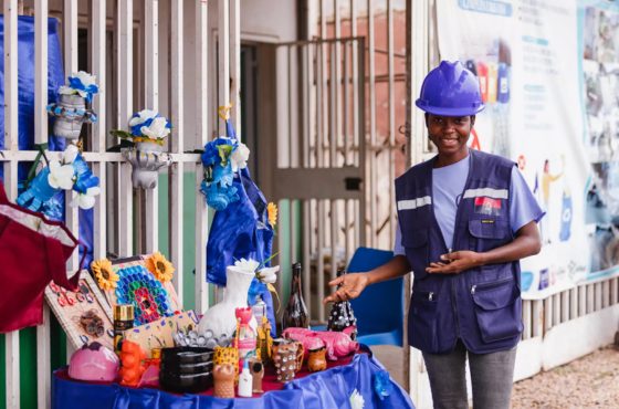 Angola: é possível fazer arte com o lixo