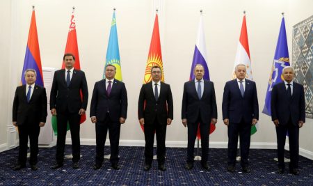 Presidentes da OTSC discutem segurança regional e ameaças globais em reunião no Quirguistão