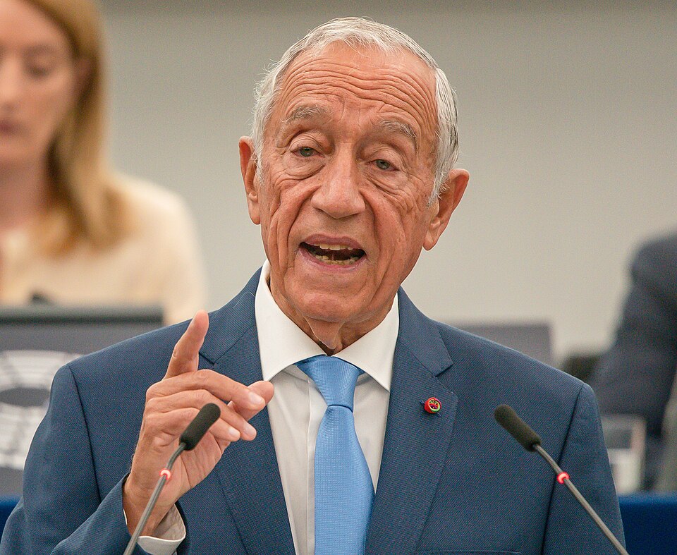 Presidente da República Portuguesa condecora UCCLA com a Ordem de Camões pelos seus 40 anos