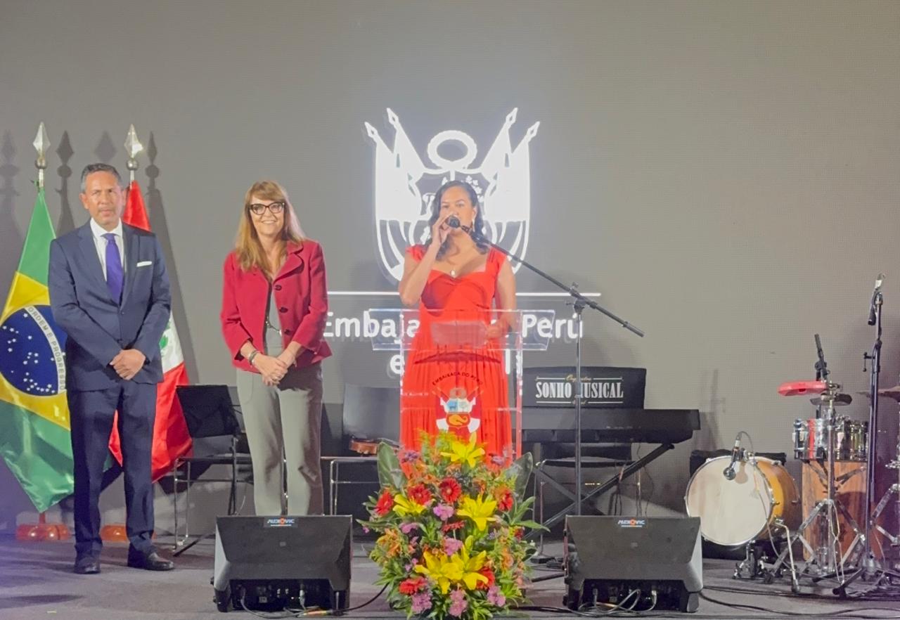 Embaixada do Peru celebra data nacional com foco na integração e na amizade com o Brasil