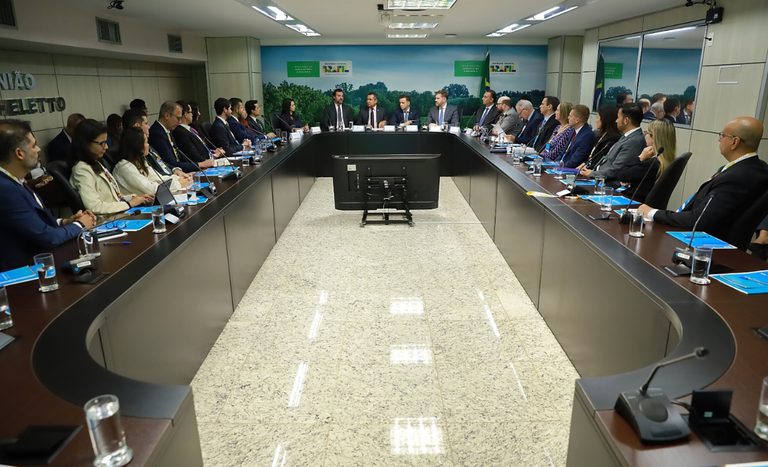 Servidores iniciam capacitação para representar o agro brasileiro no exterior