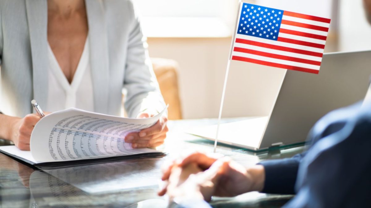 Departamento de Estado dos EUA atualiza critérios para isenção de entrevista de visto de não imigrante a partir de 2 de setembro de 2025