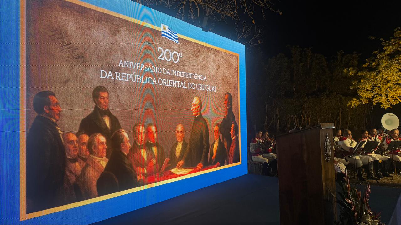 Uruguai celebra 200 anos de independência reafirmando compromisso com a democracia e a integração regional