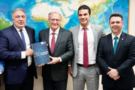 MDIC entrega Plano de Promoção das Exportações ao Tocantins