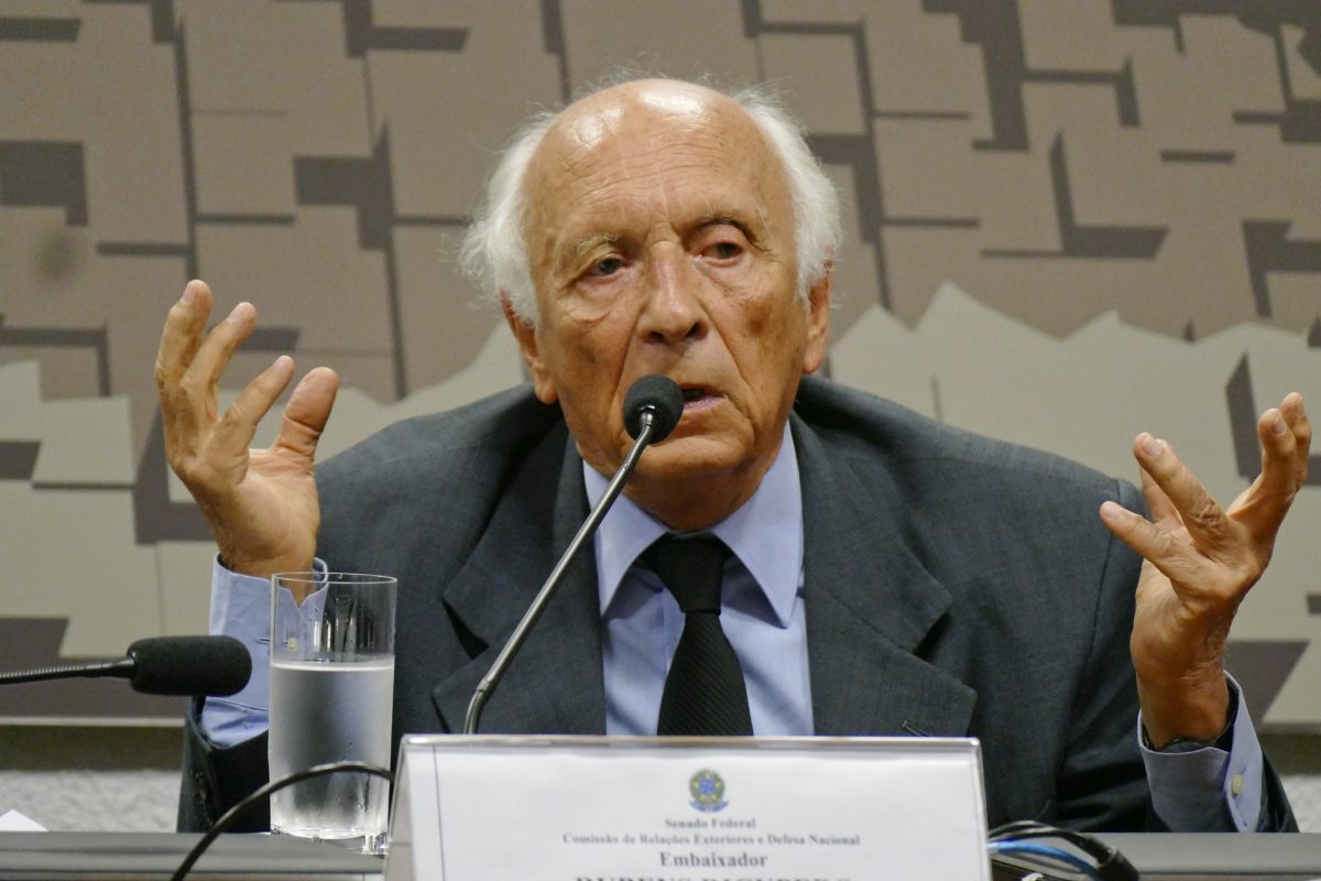 Embaixador Rubens Ricupero fala sobre Geopolítica, Agricultura e Ciência no SIAGRO