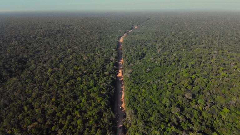 Rumo à COP30, Ministério dos Transportes impulsiona infraestrutura sustentável na Amazônia