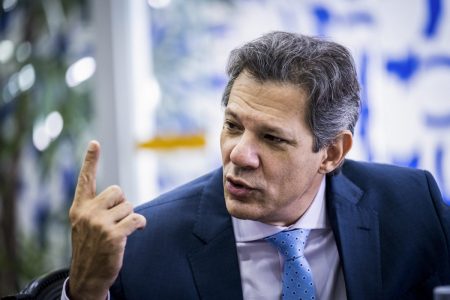 Haddad diz esperar debate racional sobre tarifaço entre Brasil e EUA