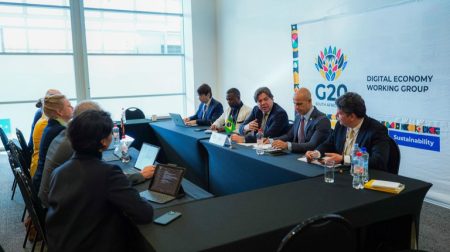 Na África do Sul, ministro das Comunicações discute parcerias em inovação digital e conectividade