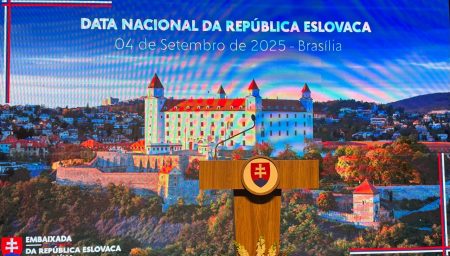 Eslováquia celebra 33 anos de sua Constituição