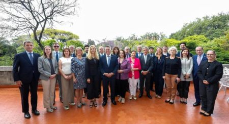 Álvaro Damião recebe embaixadores de 19 países da União Europeia