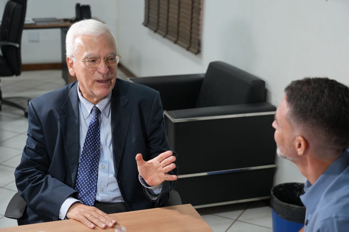 Prefeito Léo Moraes se reúne com Embaixador do Chipre em encontro diplomático