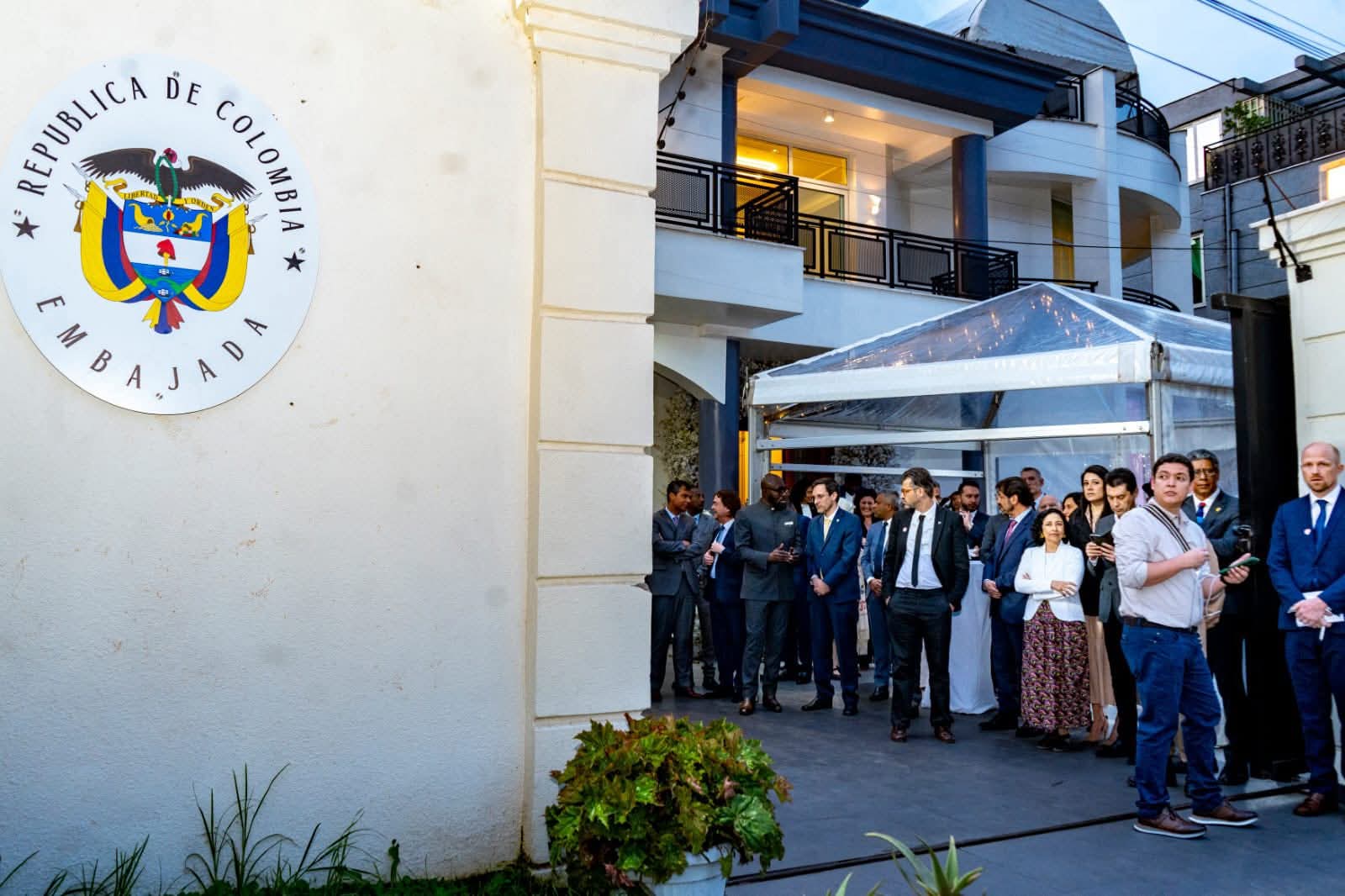 Colômbia reabre embaixada em Adis Abeba e reforça laços diplomáticos com a Etiópia