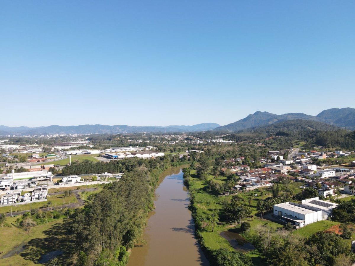 Comitiva de prefeitos da Alemanha visita Timbó em programação cultural e institucional